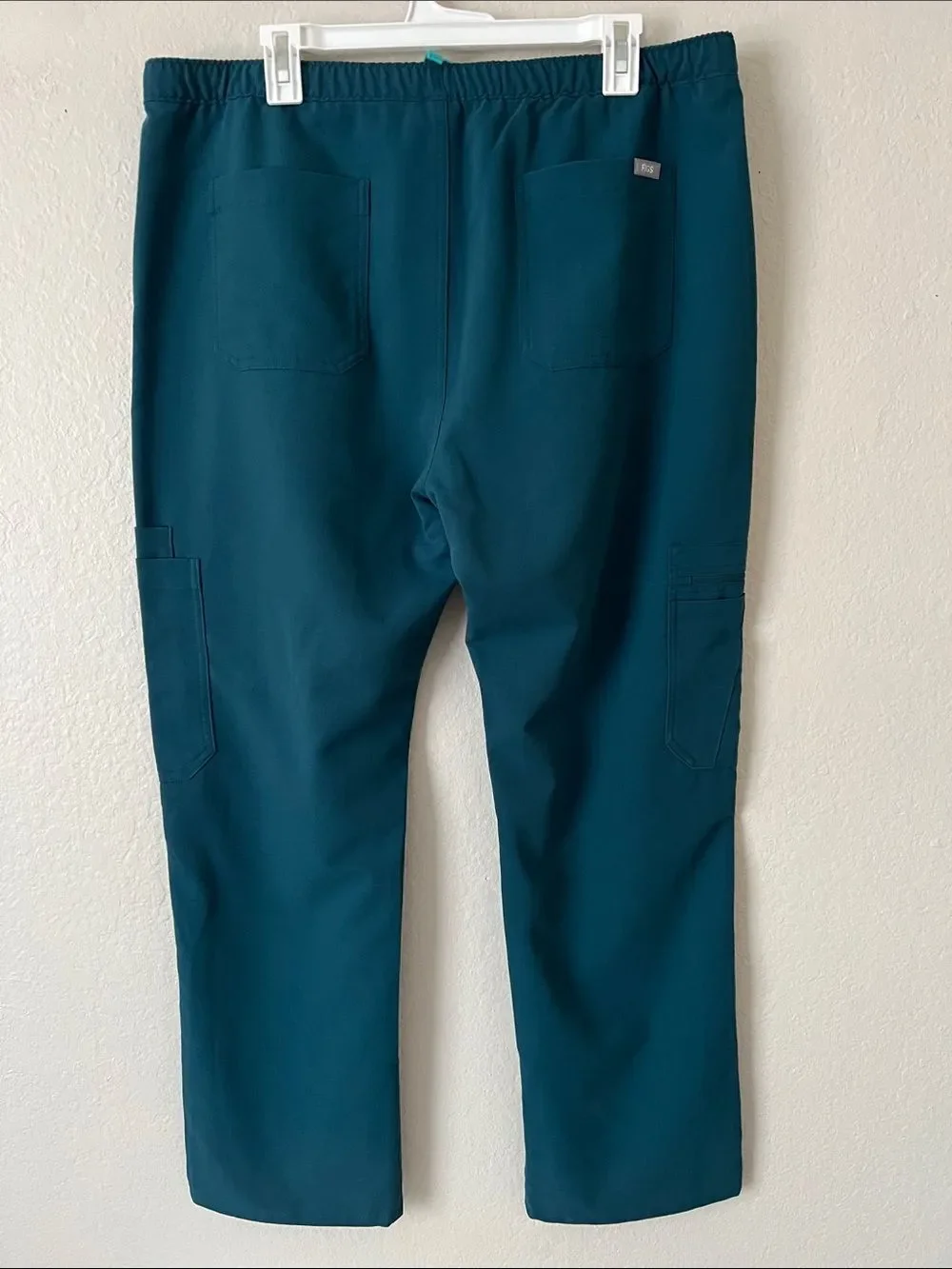 Like New! FIGS Cairo Straight Leg Scrub Trouser™ PO#1643 Caribbean Blue Size XL